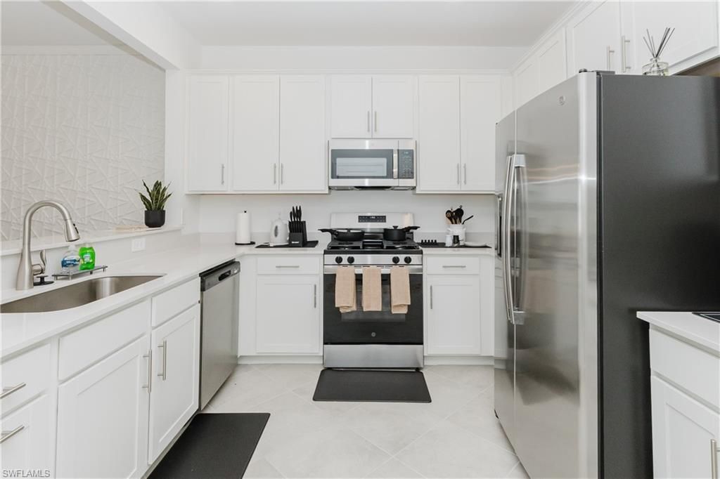 14819 WHITE PEARL RD, Punta Gorda, FL 33982
