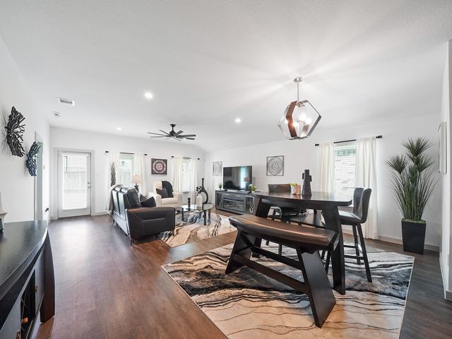 7823 Cattlewood Pass, Rosharon, TX 77583