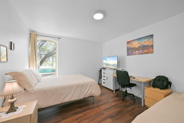 4627 Wild Indigo Street 603, Houston, TX 77027