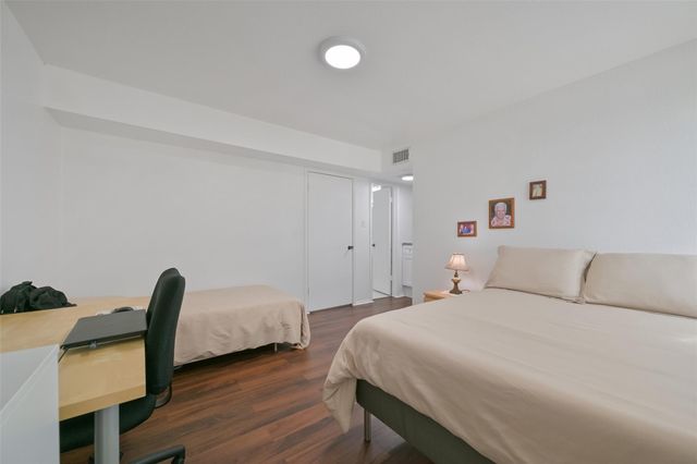 4627 Wild Indigo Street 603, Houston, TX 77027