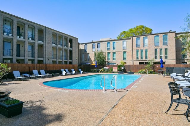 4627 Wild Indigo Street 603, Houston, TX 77027