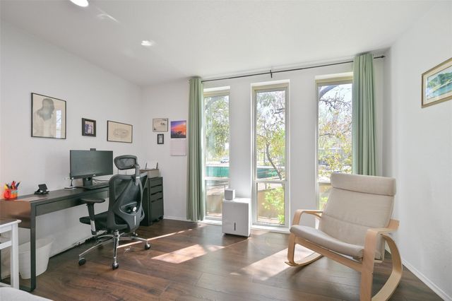 4627 Wild Indigo Street 603, Houston, TX 77027