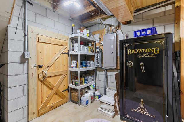 7135 Camp 3 Road NE, Columbus, MN 55025