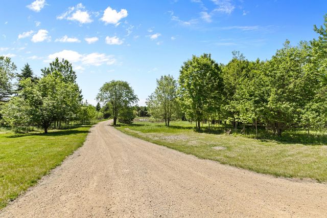 7135 Camp 3 Road NE, Columbus, MN 55025