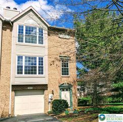 1825 Falcon Drive, Bethlehem City, PA 18017