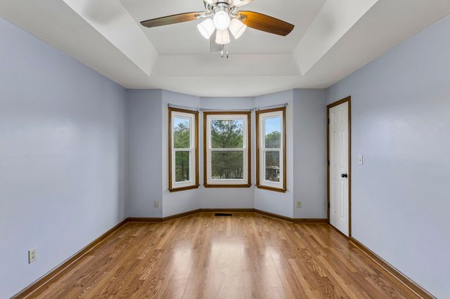97 Oak Valley Dr, Spring Hill, TN 37174