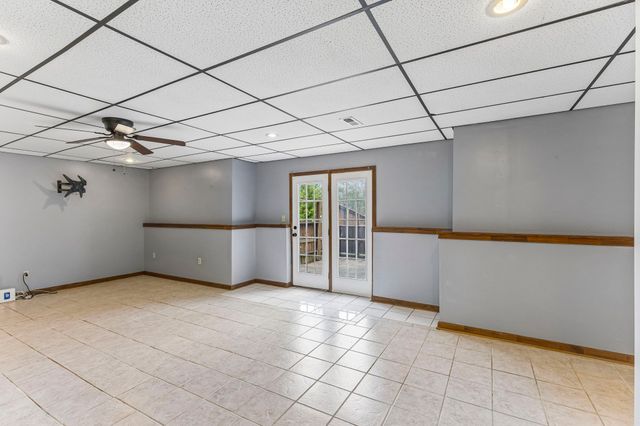 97 Oak Valley Dr, Spring Hill, TN 37174
