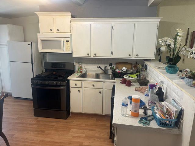 5802 Hudson, Dallas, TX 75206