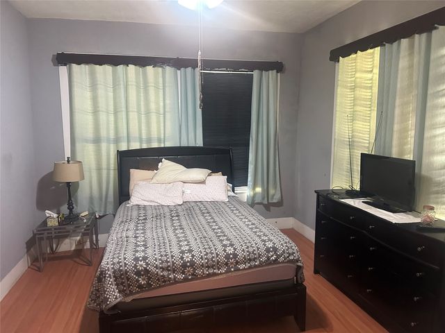 5802 Hudson, Dallas, TX 75206