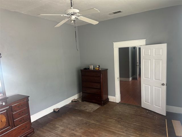 5802 Hudson, Dallas, TX 75206