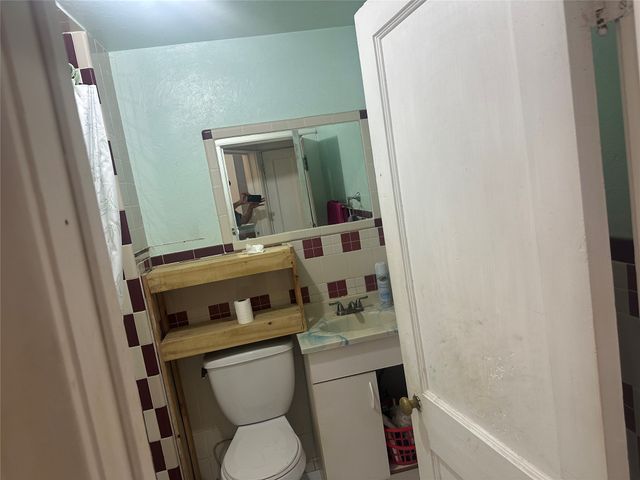 5802 Hudson, Dallas, TX 75206