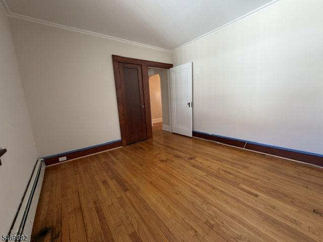 92 Chamberlain Pl, Midland Park Boro, NJ 07432