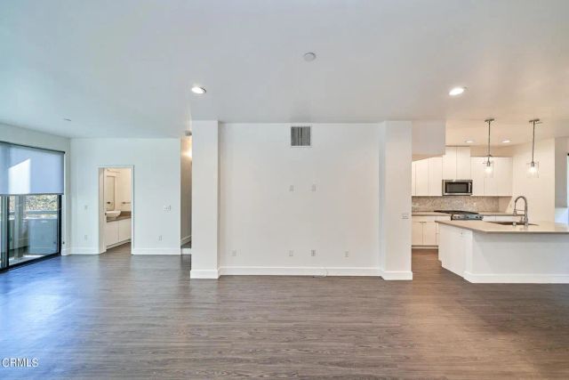 4201 Pennsylvania Avenue C2, Glendale, CA 91214