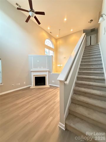 5656 Tipperlinn Way, Charlotte, NC 28278