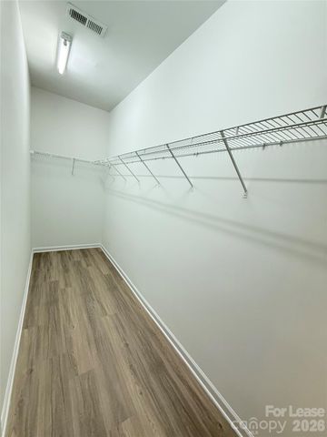 5656 Tipperlinn Way, Charlotte, NC 28278