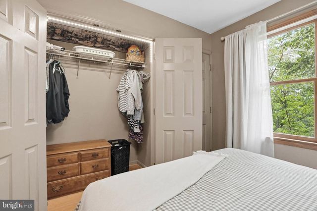 4713 CHIPPEWA DR, White Hall, MD 21161