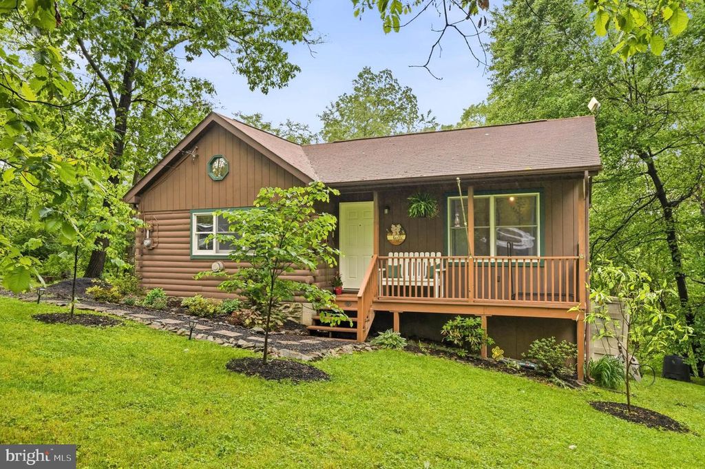 4713 CHIPPEWA DR, White Hall, MD 21161