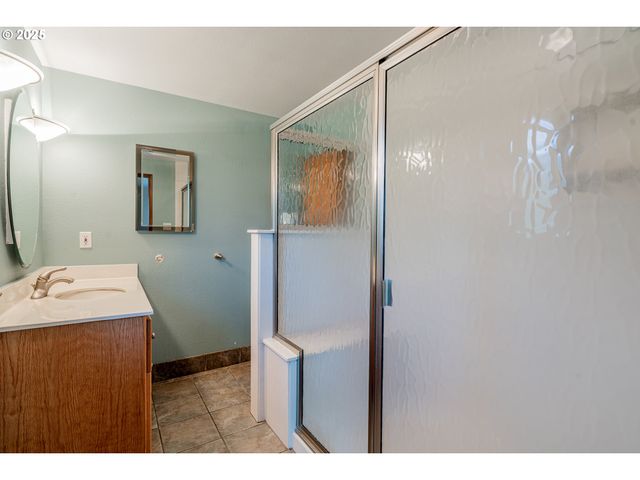 25152 Sw LADD HILL Rd, Sherwood, OR 97140