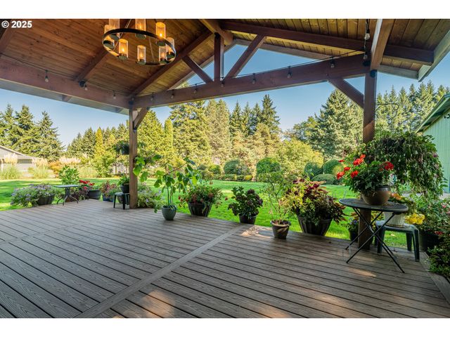 25152 Sw LADD HILL Rd, Sherwood, OR 97140