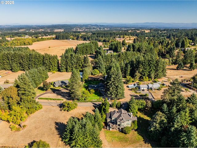 25152 Sw LADD HILL Rd, Sherwood, OR 97140