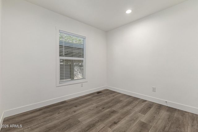 7722 E HARMONY Avenue, Mesa, AZ 85209