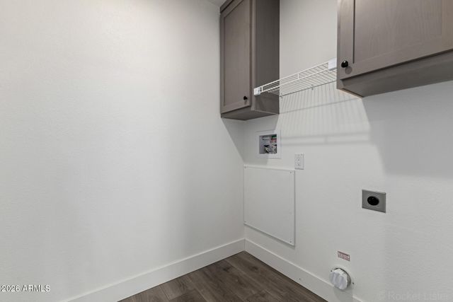 7722 E HARMONY Avenue, Mesa, AZ 85209