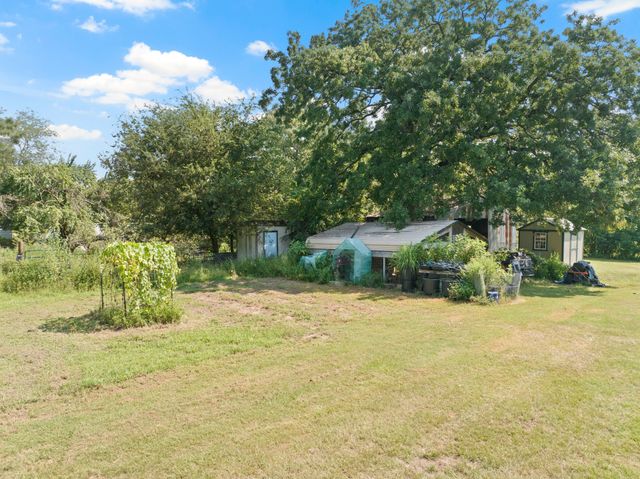 9280 NE County Road 2100, Talco, TX 75487