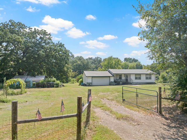 9280 NE County Road 2100, Talco, TX 75487