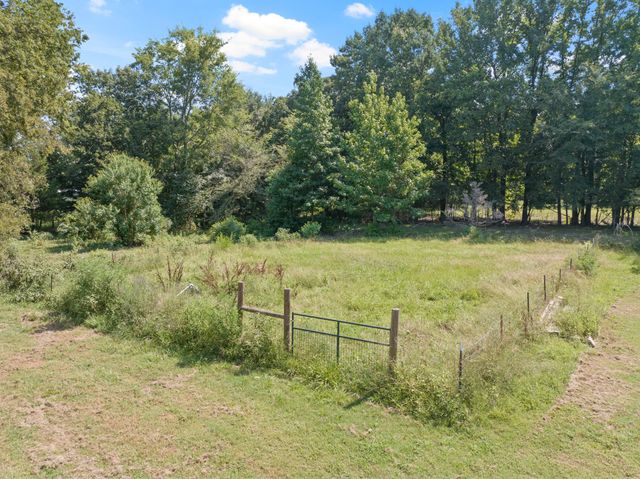 9280 NE County Road 2100, Talco, TX 75487