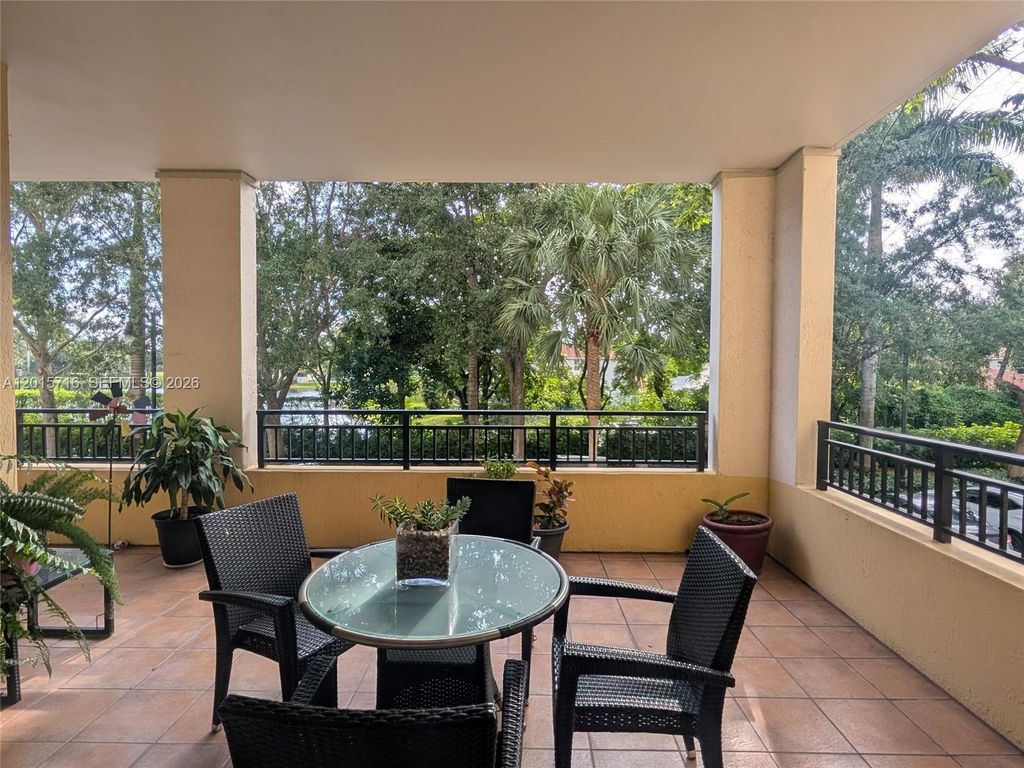 16101 Emerald Estates Dr 254 254, Weston, FL 33331