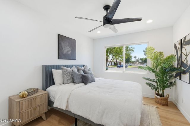 2410 E WESLEYAN Drive, Tempe, AZ 85282