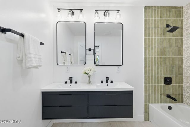 2410 E WESLEYAN Drive, Tempe, AZ 85282