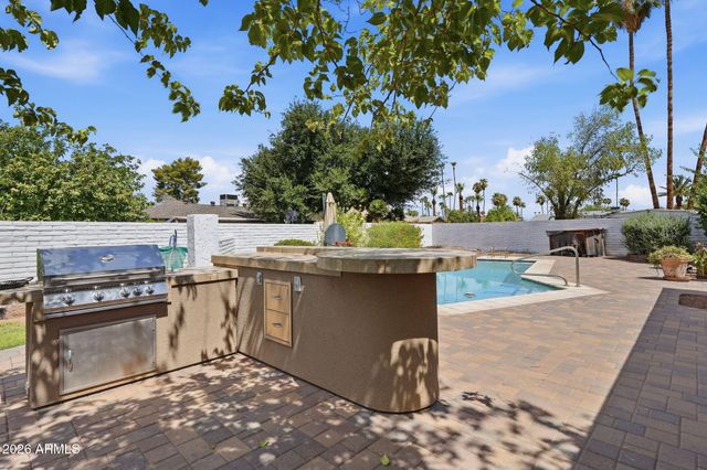 2410 E WESLEYAN Drive, Tempe, AZ 85282