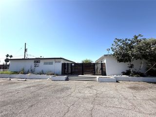 2030 Sunrise Avenue 8, Las Vegas, NV 89101