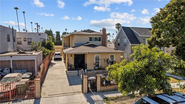 3887 S Van Ness Avenue, Los Angeles, CA 90062