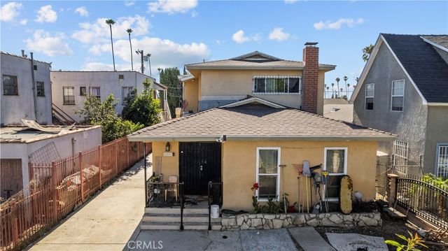 3887 S Van Ness Avenue, Los Angeles, CA 90062