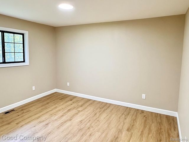 3121 Hessen Road, Casco Township, MI 48064