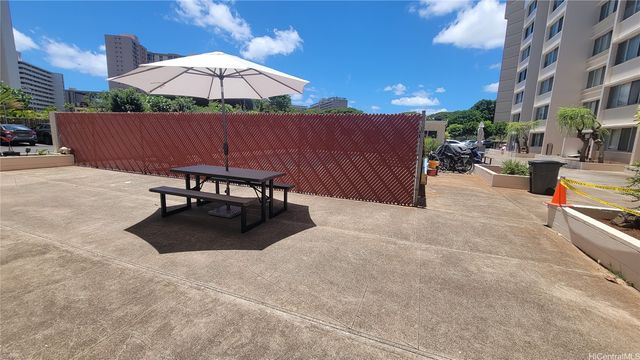 5122 Likini Street 510, Honolulu, HI 96818