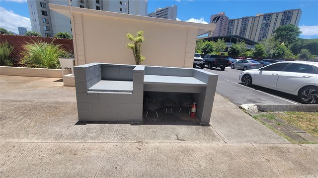 5122 Likini Street 510, Honolulu, HI 96818