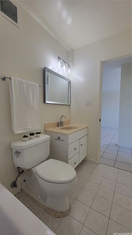 5122 Likini Street 510, Honolulu, HI 96818