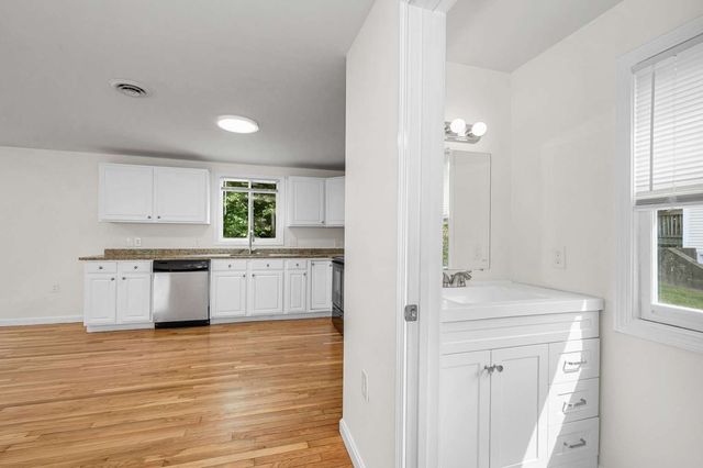36 Mahogany Run 36, Leominster, MA 01453