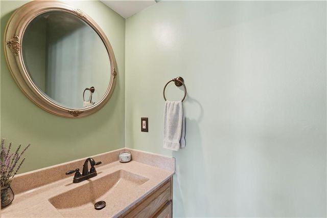 14062 S Blackfoot Court, Olathe, KS 66062