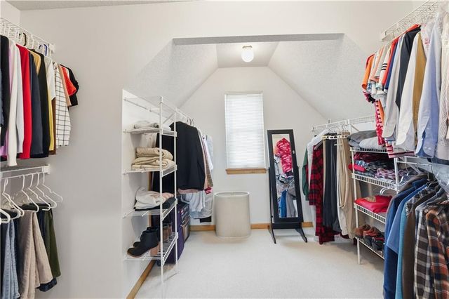 14062 S Blackfoot Court, Olathe, KS 66062