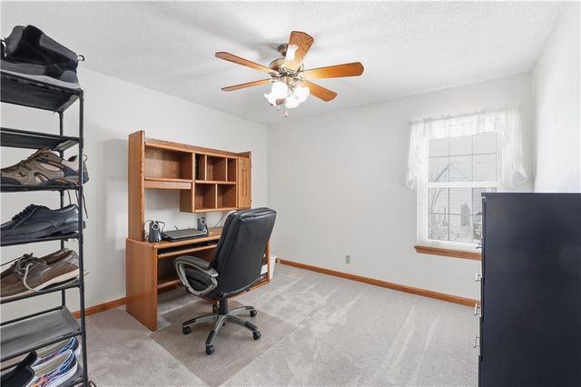 14062 S Blackfoot Court, Olathe, KS 66062