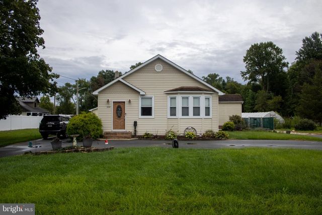 999 W GARDEN RD, Vineland, NJ 08360