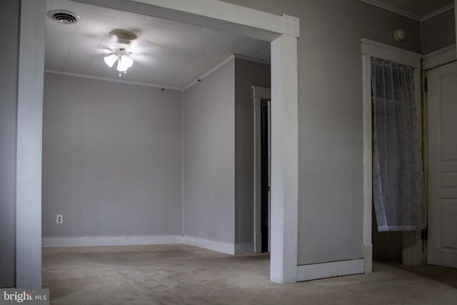 999 W GARDEN RD, Vineland, NJ 08360