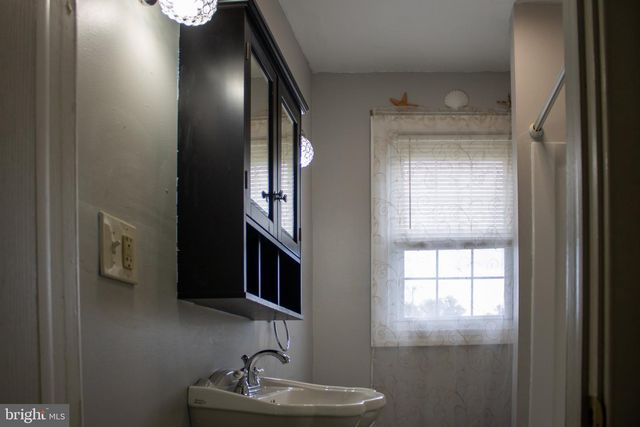 999 W GARDEN RD, Vineland, NJ 08360