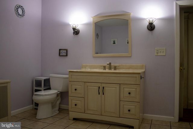 999 W GARDEN RD, Vineland, NJ 08360