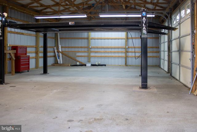 999 W GARDEN RD, Vineland, NJ 08360