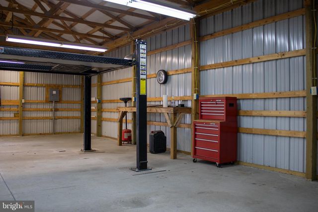 999 W GARDEN RD, Vineland, NJ 08360